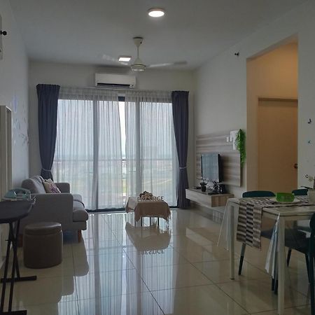 Prestige Sky Riverfront Kota Bharu Phòng bức ảnh